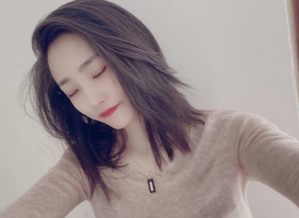 南山纯忆 肤白貌美 三点是真的粉颜值党可以试试